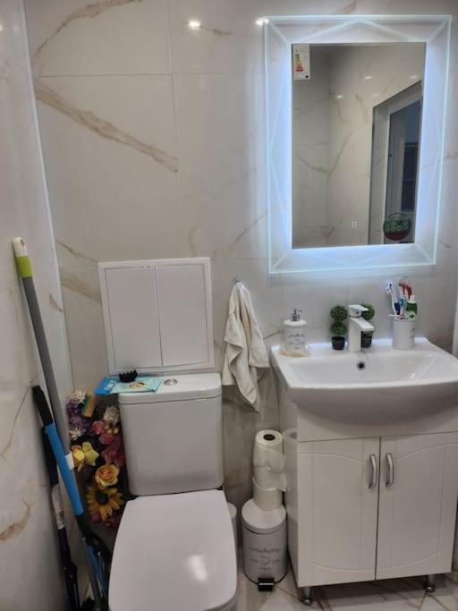 Modern Apartment. Best Location Sofia Exterior photo